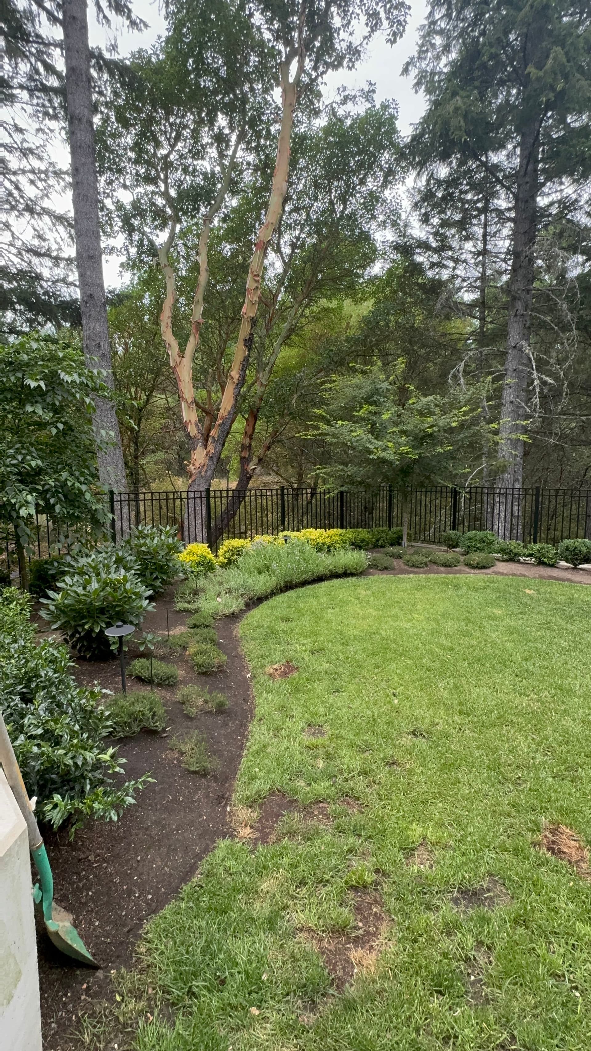Gallery photos for Curb Appeal That Sells Homes Faster: Image #1