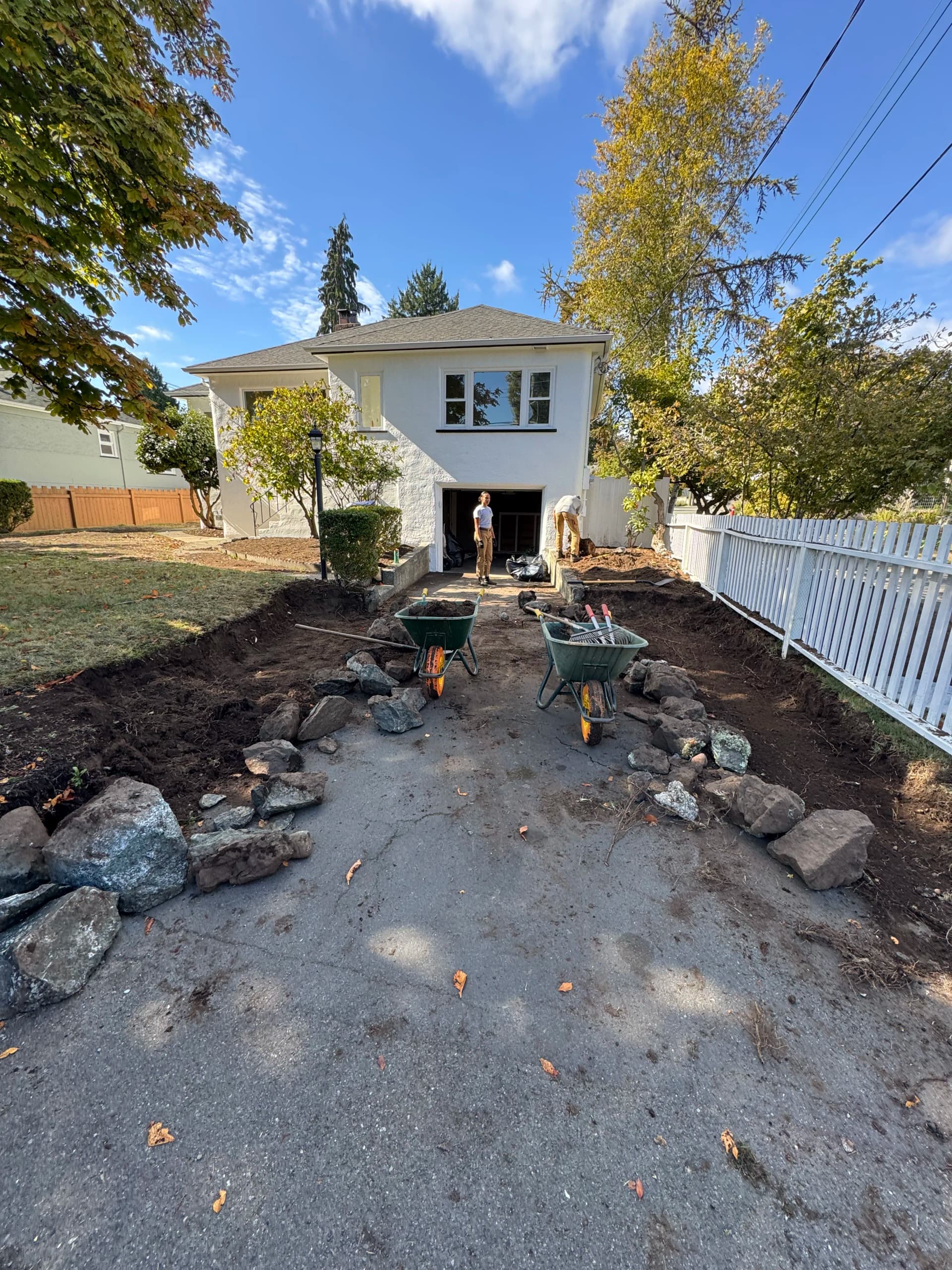 Gallery photos for Rock Wall Rebuild That Opened Up the Driveway in Victoria: Image #2