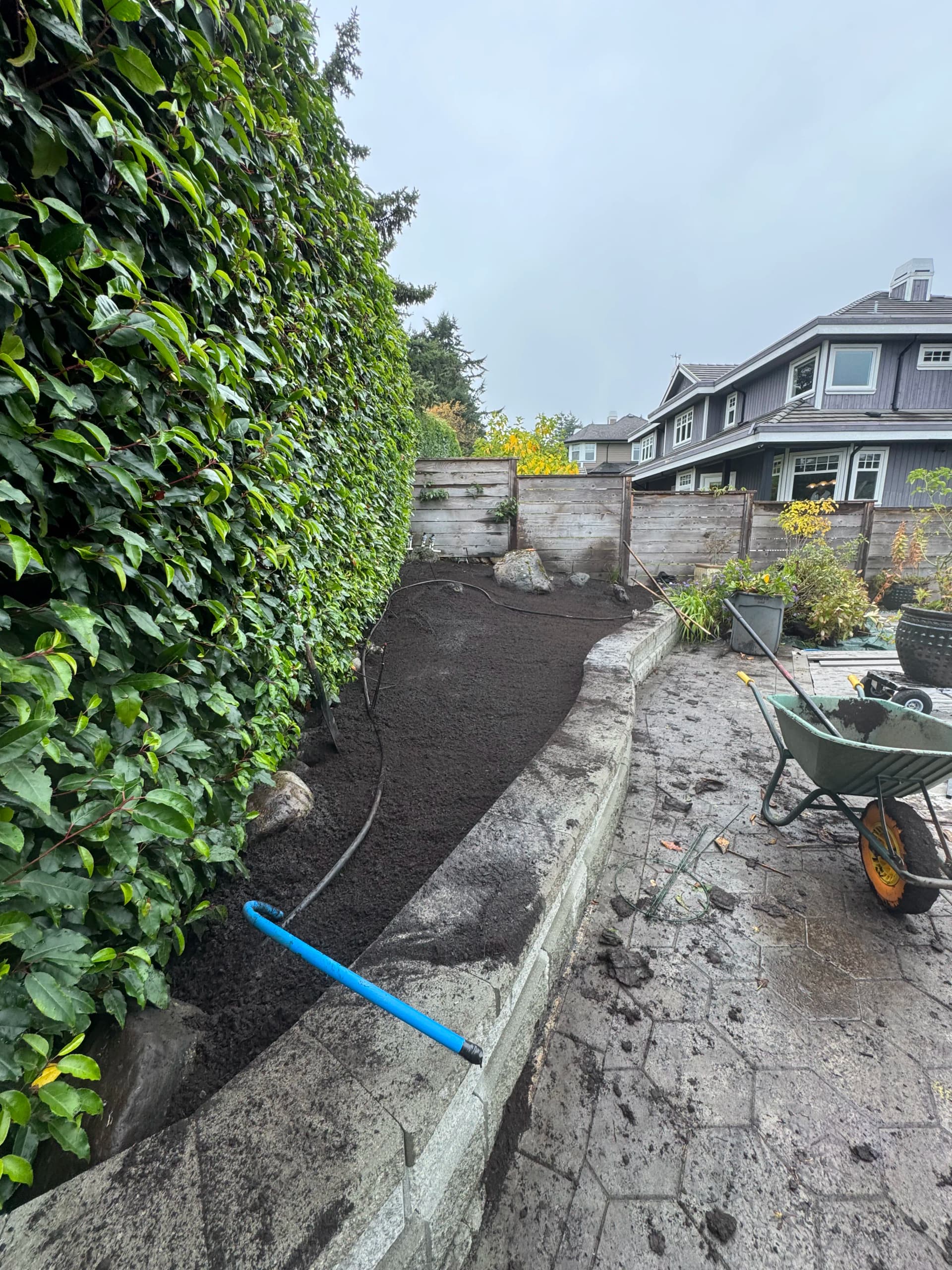 Gallery photos for Garden Bed Reset Done Right - Fresh Foundation, Better Growth: Image #2
